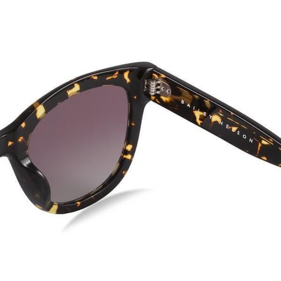 Bailey Nelson "Elizabeth" Sunglasses - Picture 3 of 7